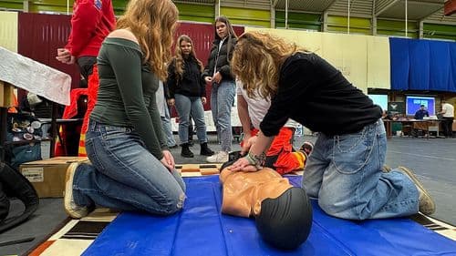 Lehetőségük volt az újraélesztés kipróbálására.