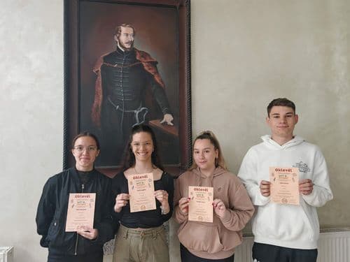 Péli Johanna, Tóth Brigitta, Pergel Laura, Tóth Bence