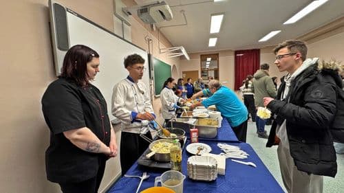 Gyakorlatban is ki lehet próbálni a különböző szakmákat a Kisinasok éjszakáján.