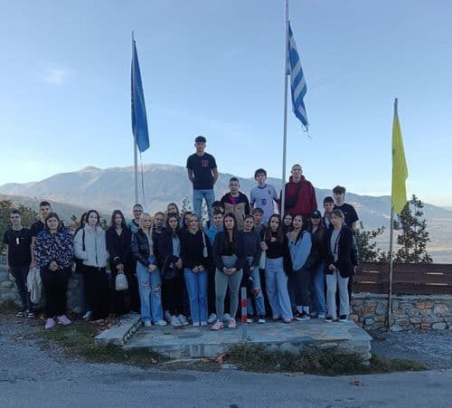 A hétvége során Thesszalonikiben és Lithocoróban is kirándultak, ahol Zeusz kádját is megcsodálhatták, miközben első élményeiket szerezték a görög kultúráról.