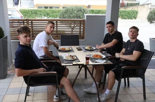 Vári Szabó István Technikum diákjai.